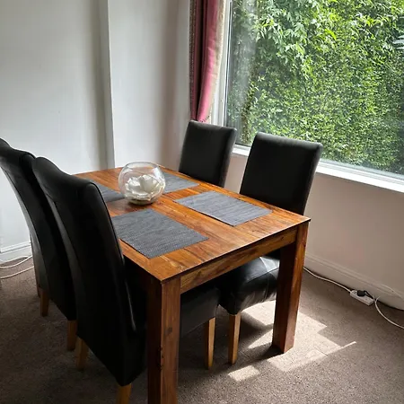 Terrace Apartment Leeds (West Yorkshire)